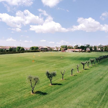 Locanda Golf Musella Сан Мартино Буон Алберго Екстериор снимка